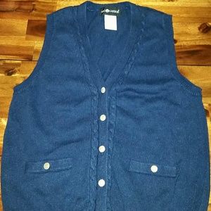 Sag Harbor cable knit vest!